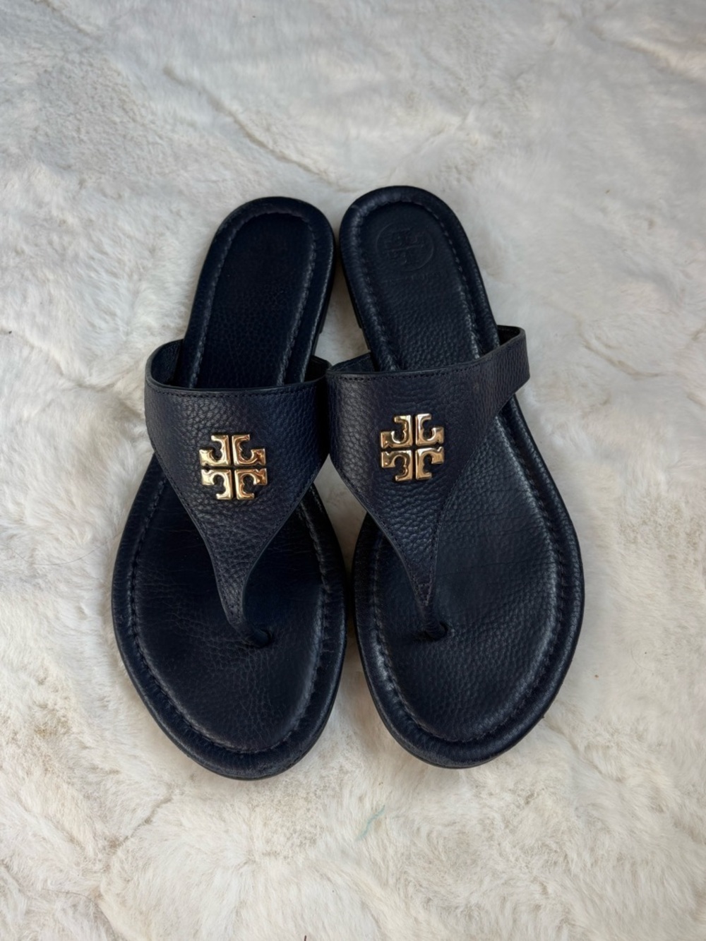 Tory Burch Navy Pebbled Leather Thong Sandals with Gold Logo